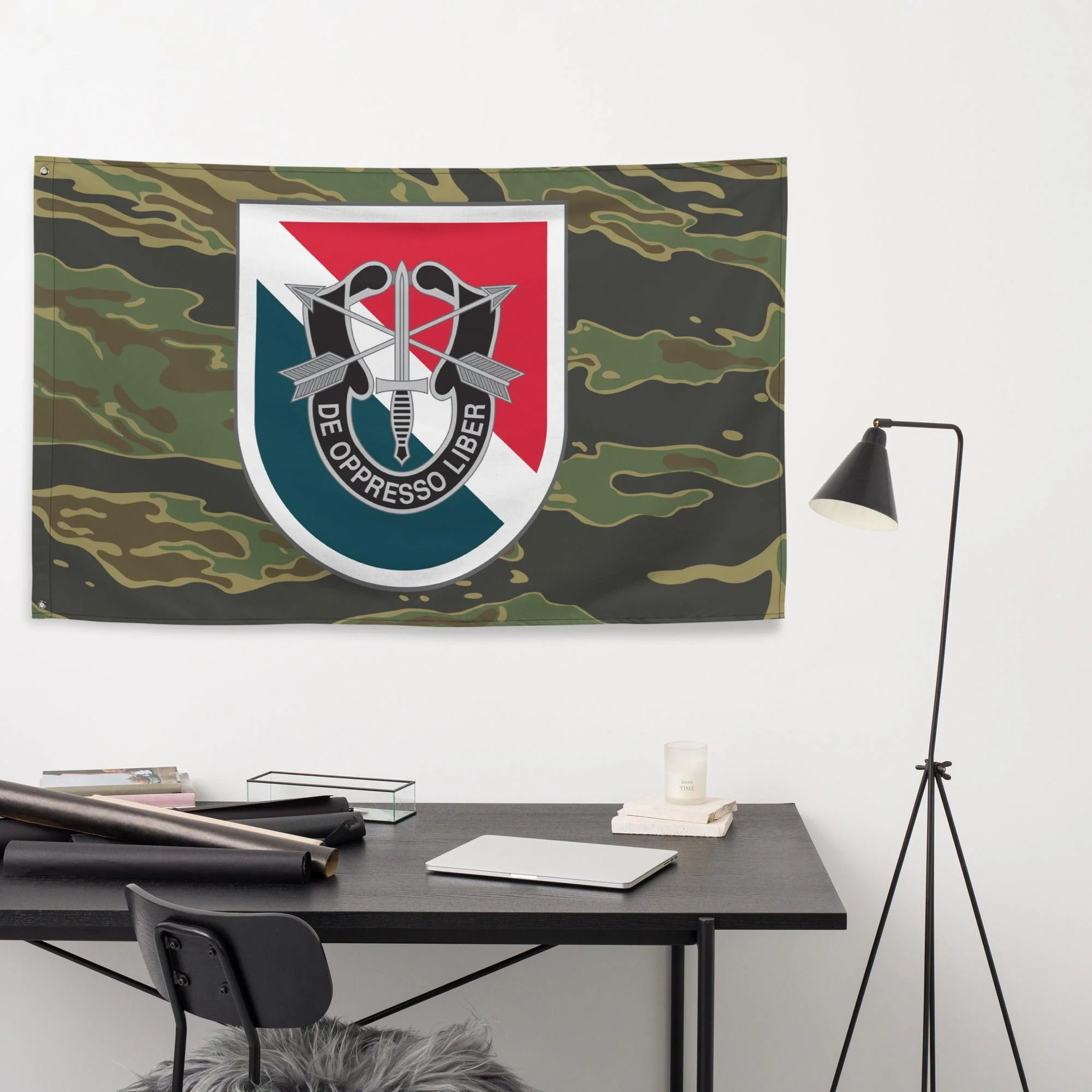 11th Special Forces Group (11th SFG) Tiger Stripe Camo Flag - Image 2