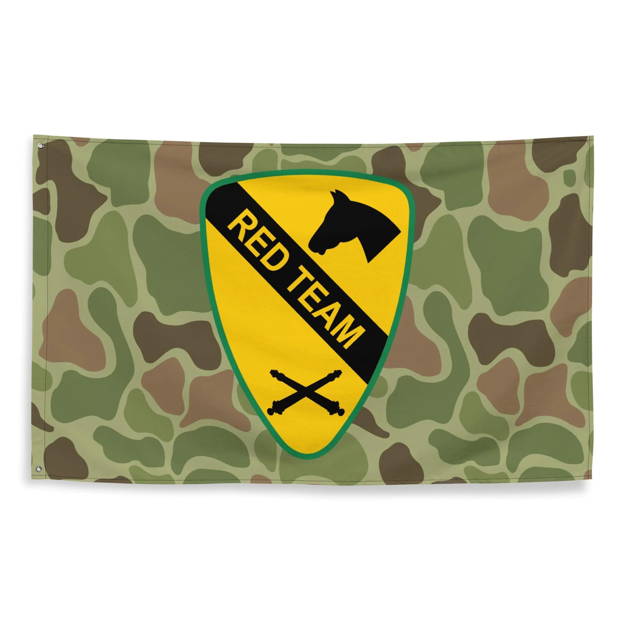 1st Cavalry Division Artillery 'Red Team' Frogskin Camo Flag - Image 4