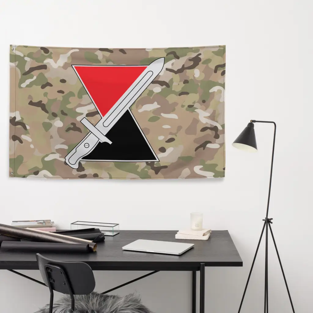 7th Infantry Division DUI Indoor Wall Flag - Image 4