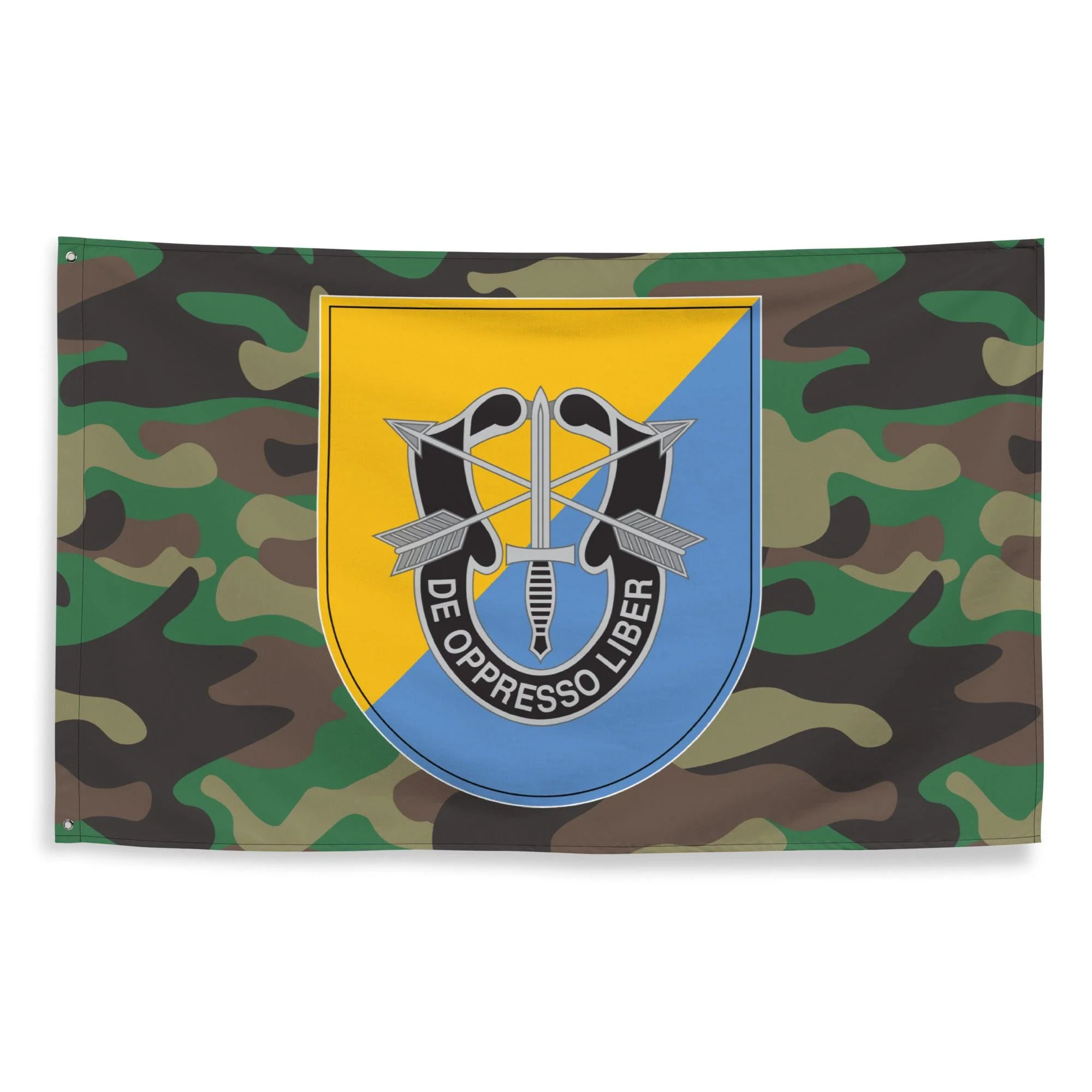 8th Special Forces Group (8th SFG) Woodland Camo Flag - Image 3