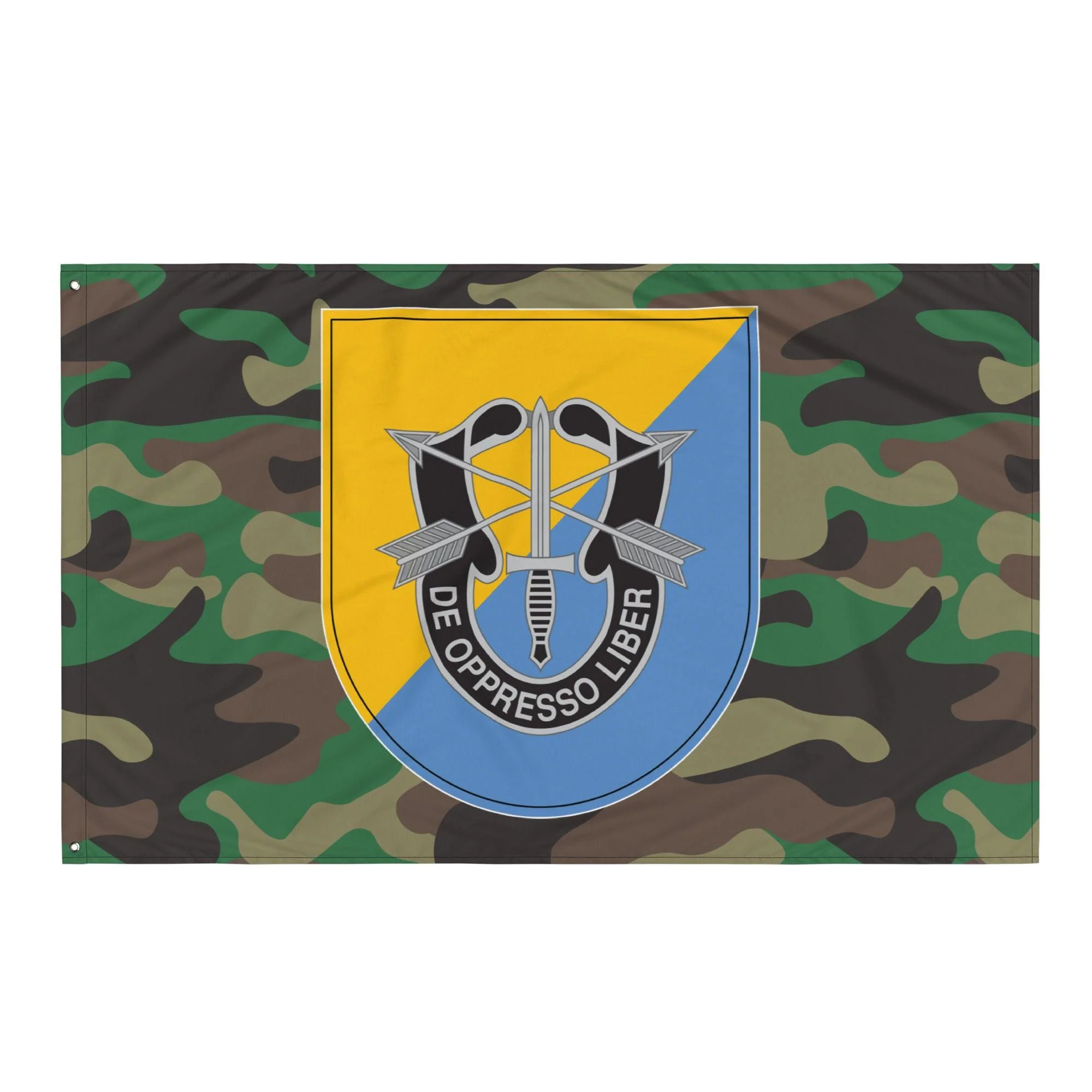 8th Special Forces Group (8th SFG) Woodland Camo Flag - Image 4