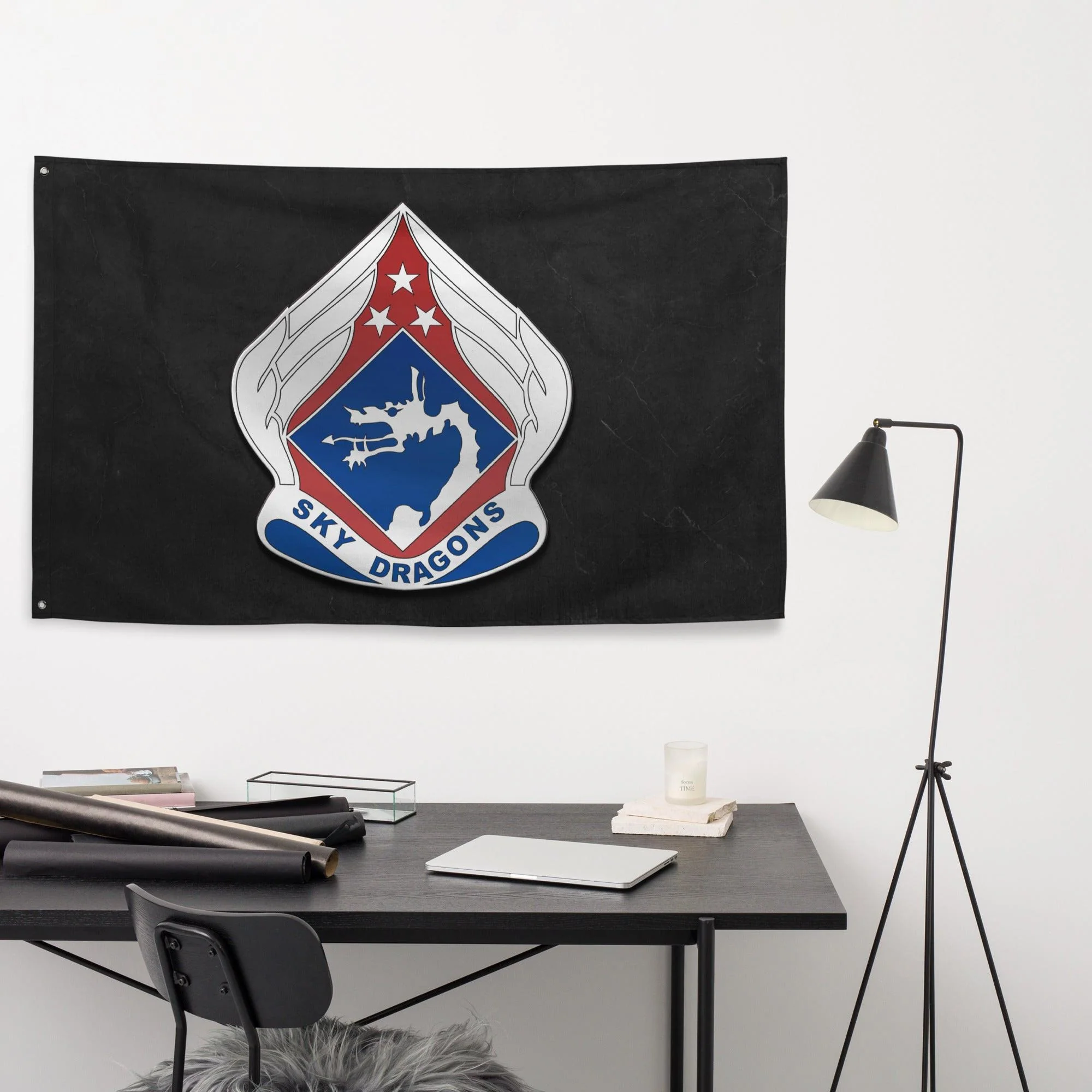U.S. Army 18th Airborne Corps 'Sky Dragons' Flag - Image 2