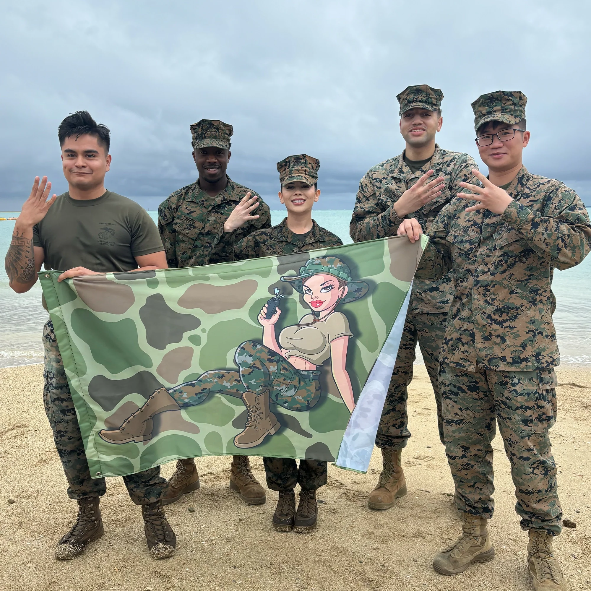 Yesi’s USMC Pin-Up Girl Frogskin Camo Taser Flag - Image 3